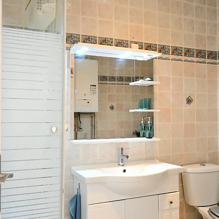 The Seaside Serenity - Calm & Charming Bay View Flat - Heart Of Appartamento Villefranche-sur-Mer