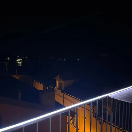 The Seaside Serenity - Calm & Charming Bay View Flat - Heart Of Appartamento *